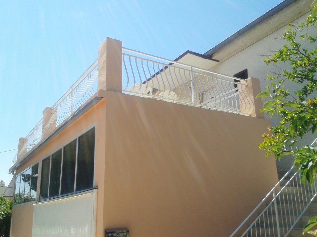 Apartments Angela Biograd Na Moru Esterno foto